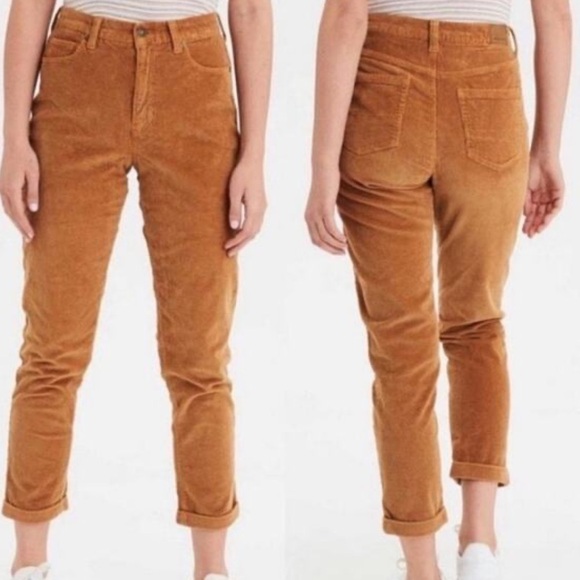 AMERICAN EAGLE CORDUROY SUPER STRETCH MOM JEANS SIZE 6 - Picture 1 of 10